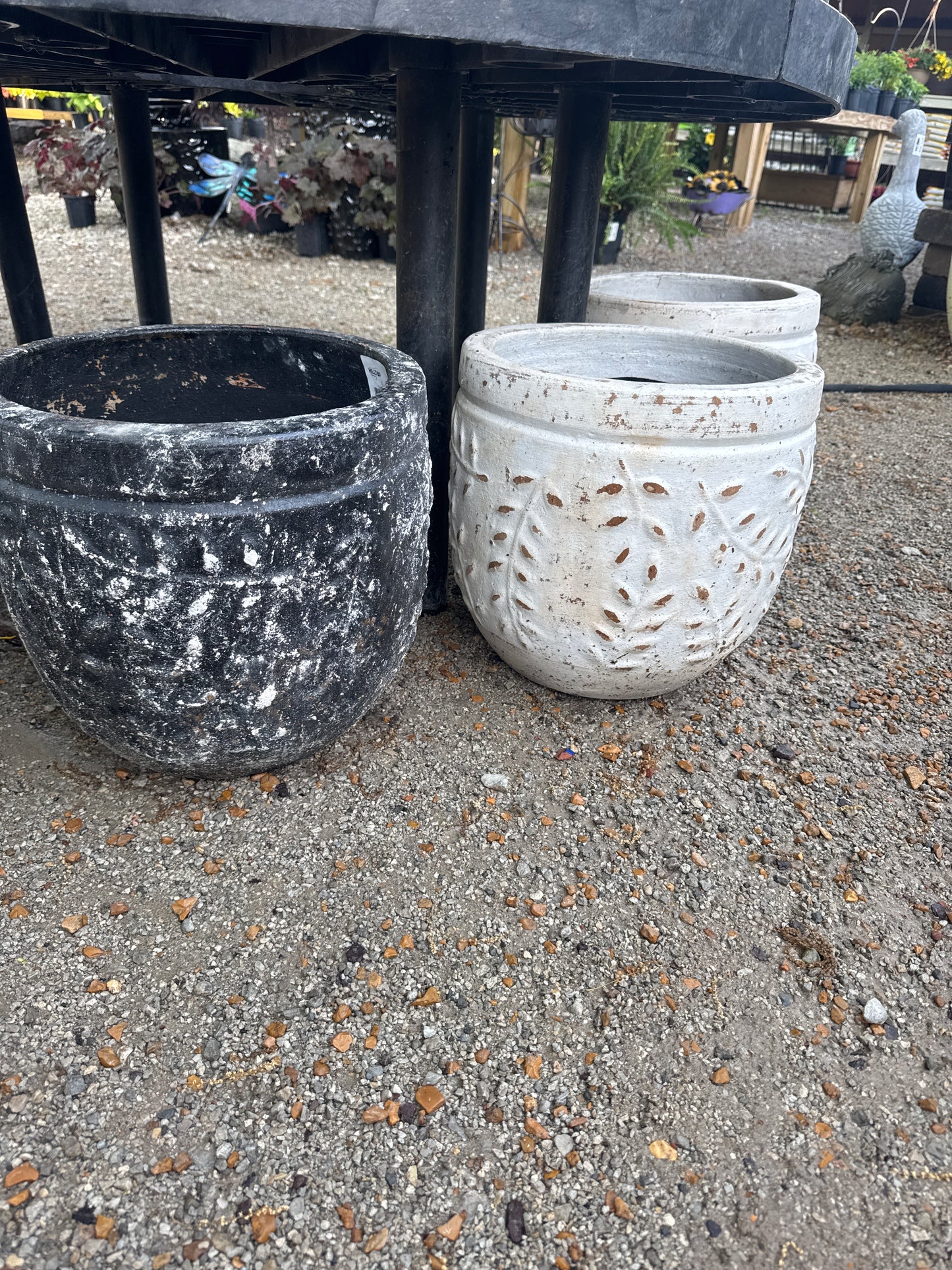 Leaf Design Pot