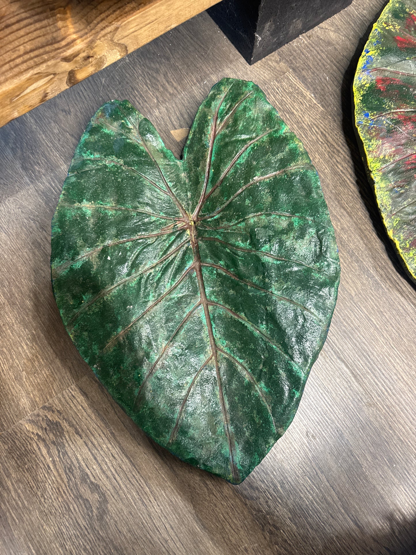 Concrete Leaf (Medium)