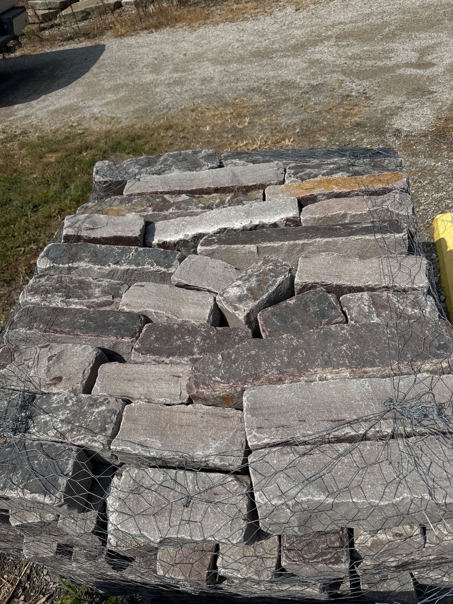 Table Rock Tumbled Edging