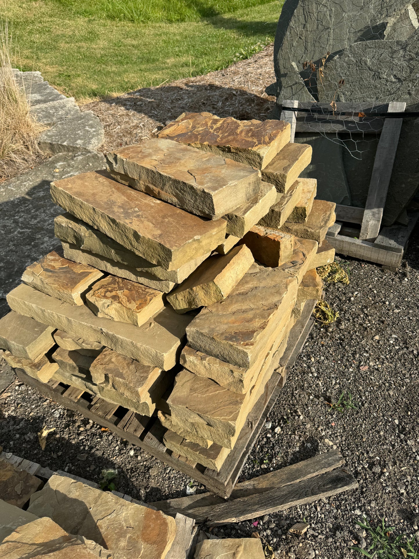 Brown Stigler 8" Wallstone