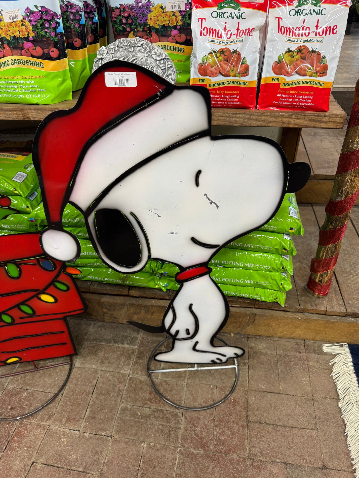 Metal Snoopy With Santa Hat