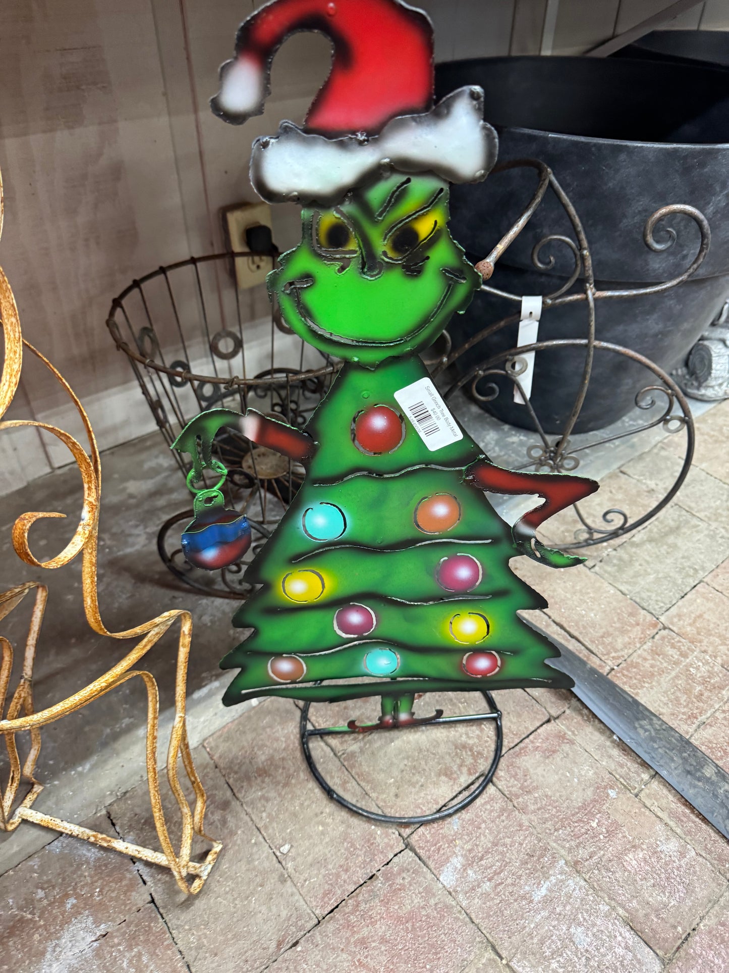 Small Grinch Tree Body Metal
