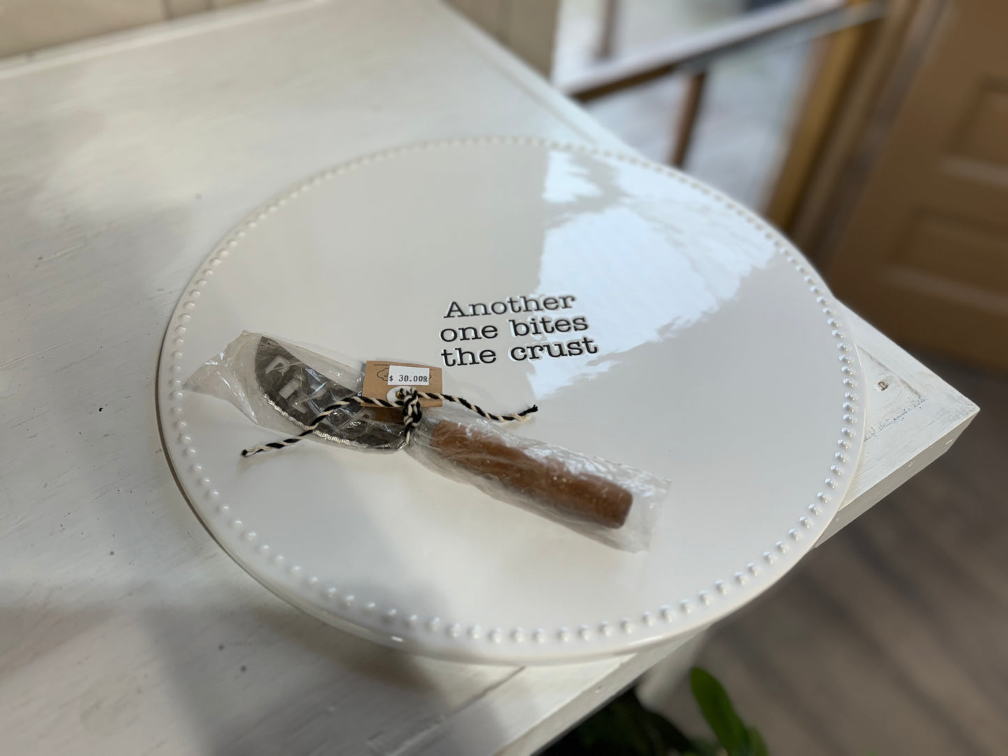 Another One Bites the Crust Pizza Serving Set