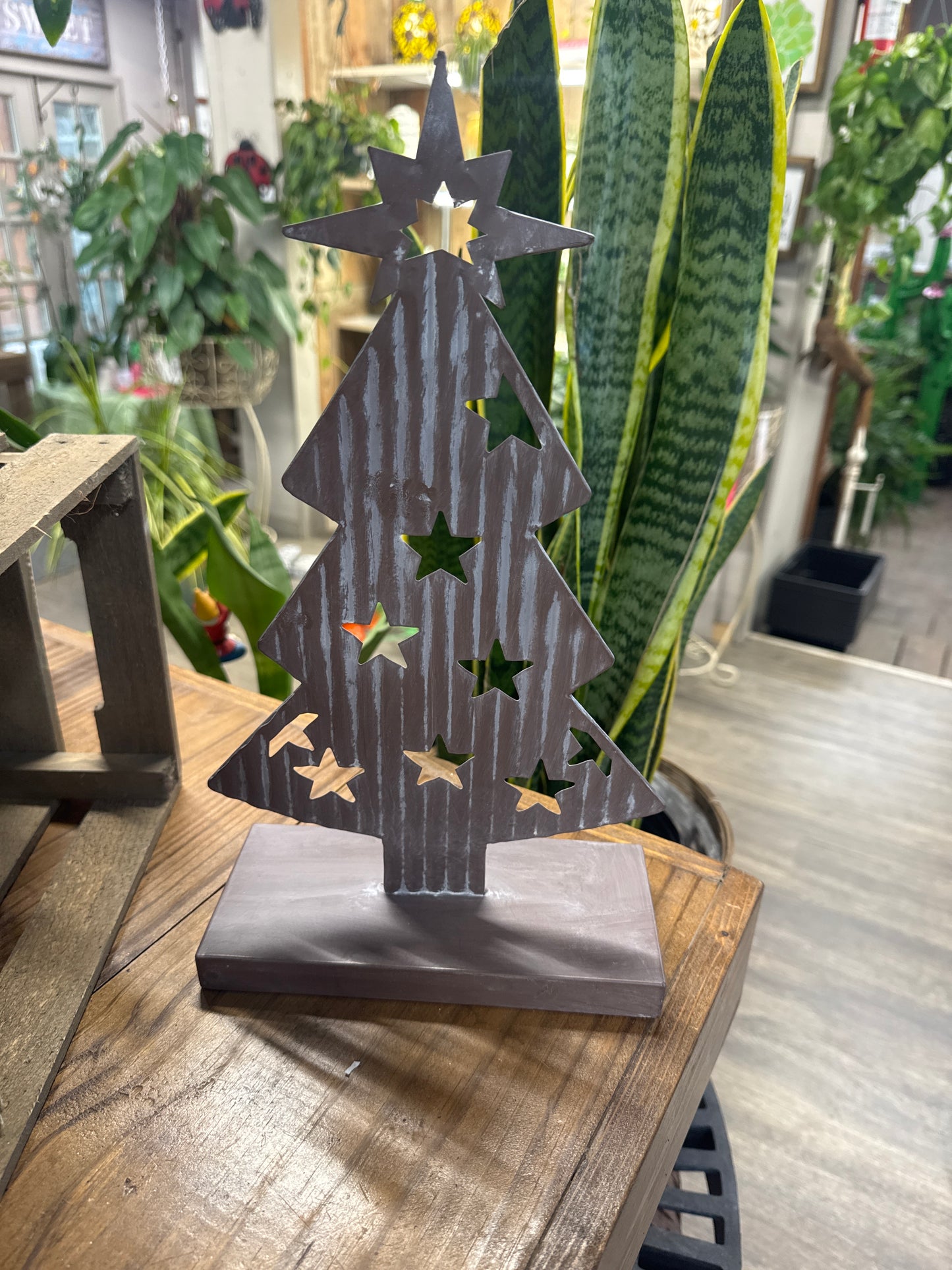 Galvanized Tree w/star