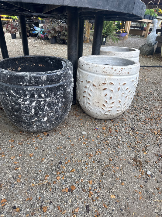 Leaf Design Pot
