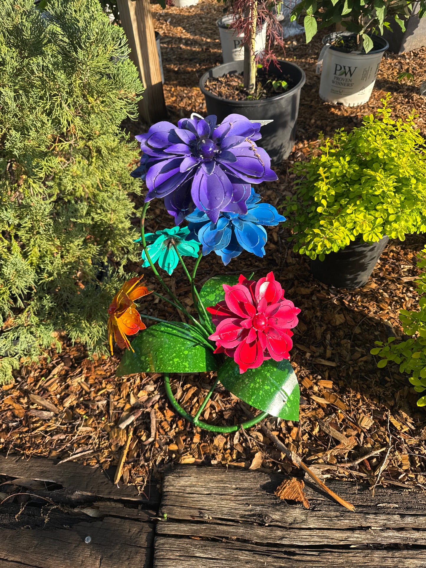 Bright Metal Gardenia Bunch