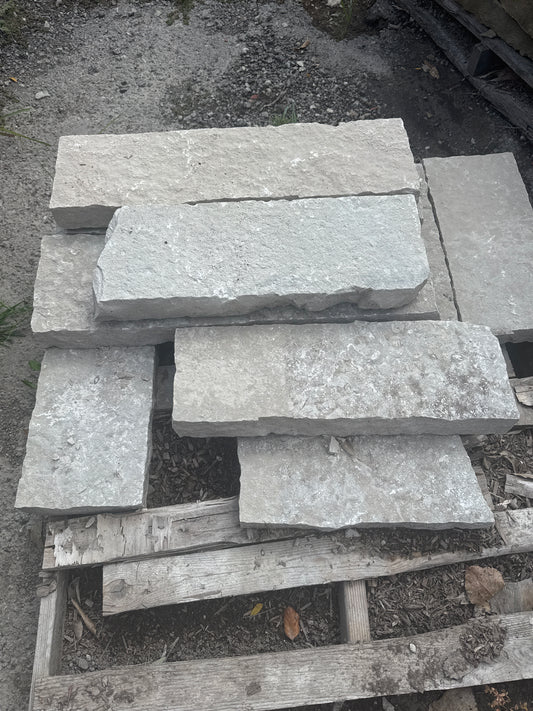 Smooth Quarry 8" Wallstone