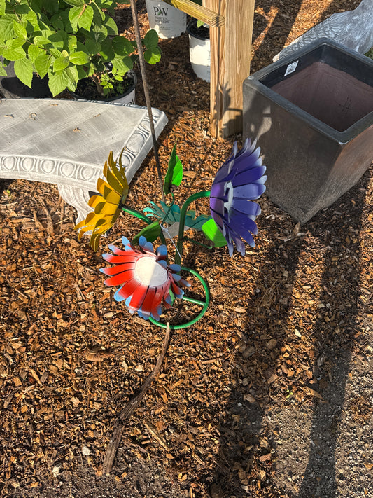 Multi-Color Metal Daisies